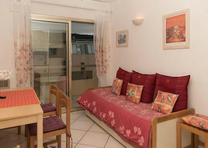 T2 Pour 4 Personnes Au Lavandou Avec Balcon Vue - Fr-1-803-48 * Le Lavandou